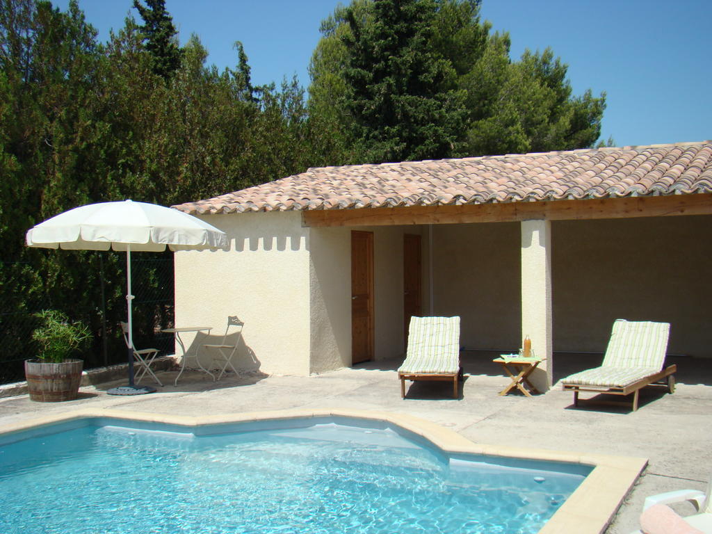 B&B L'Oustalet de Sylvie Villeneuve-lès-Avignon Extérieur photo